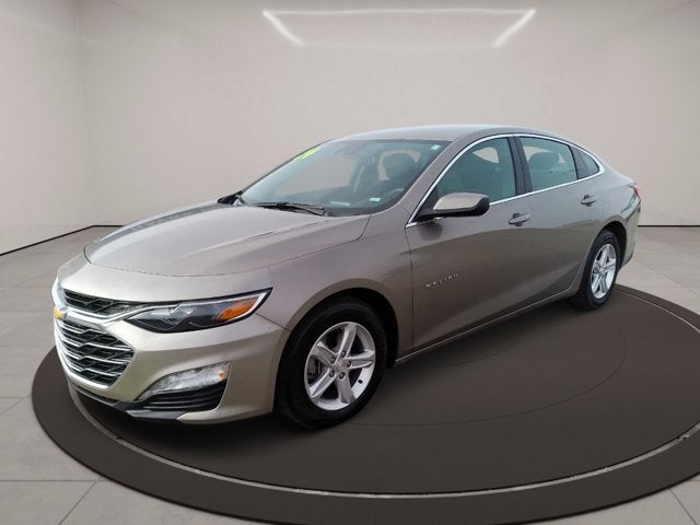 2024 Chevrolet Malibu LT w/1LT in Mineral Gray Metallic — front three-quarter view